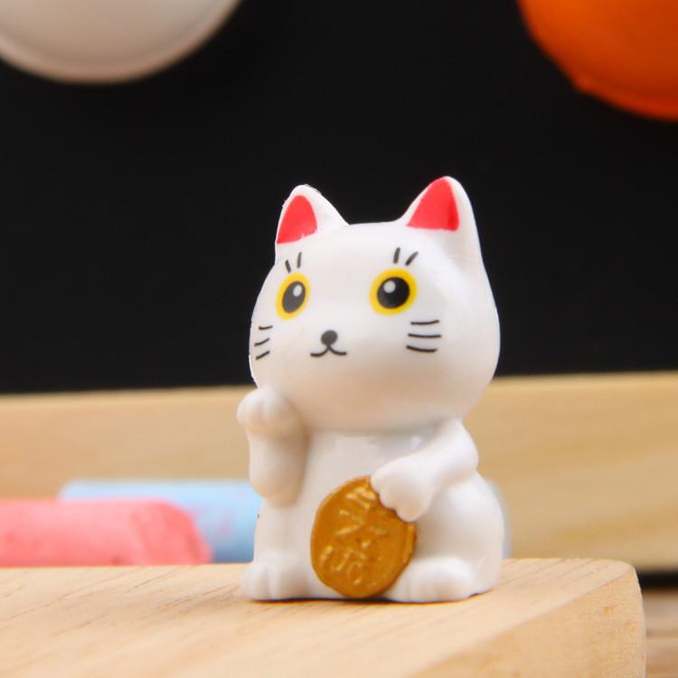 Cat Mini Garden Figurine With Pvc Material For Plant Display And Collection