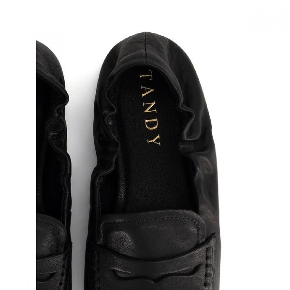 Tandy Women S Comfort Loafer Black G26422