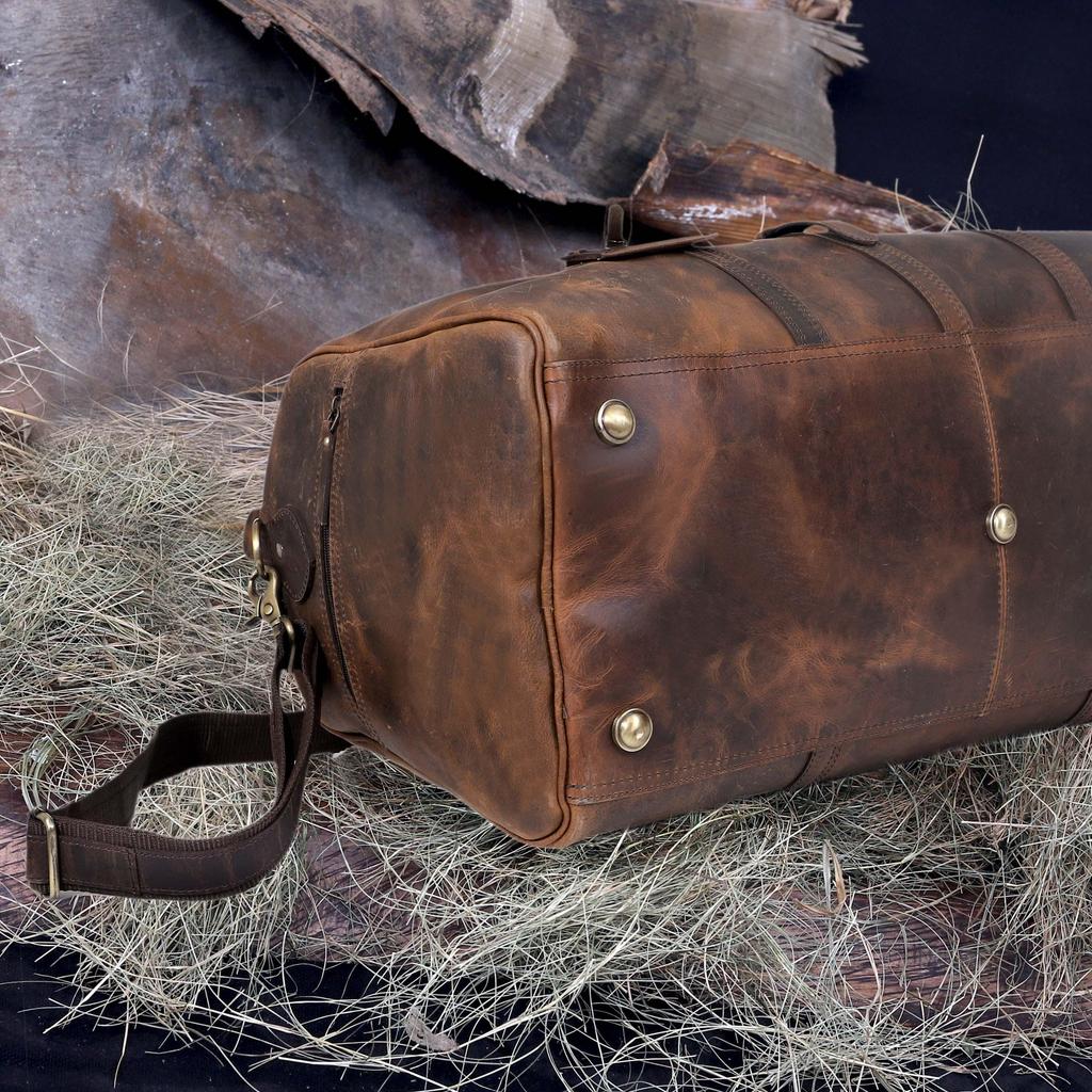 Handmade Full Grain Leather Duffel Bag: Vintage Travel Weekender