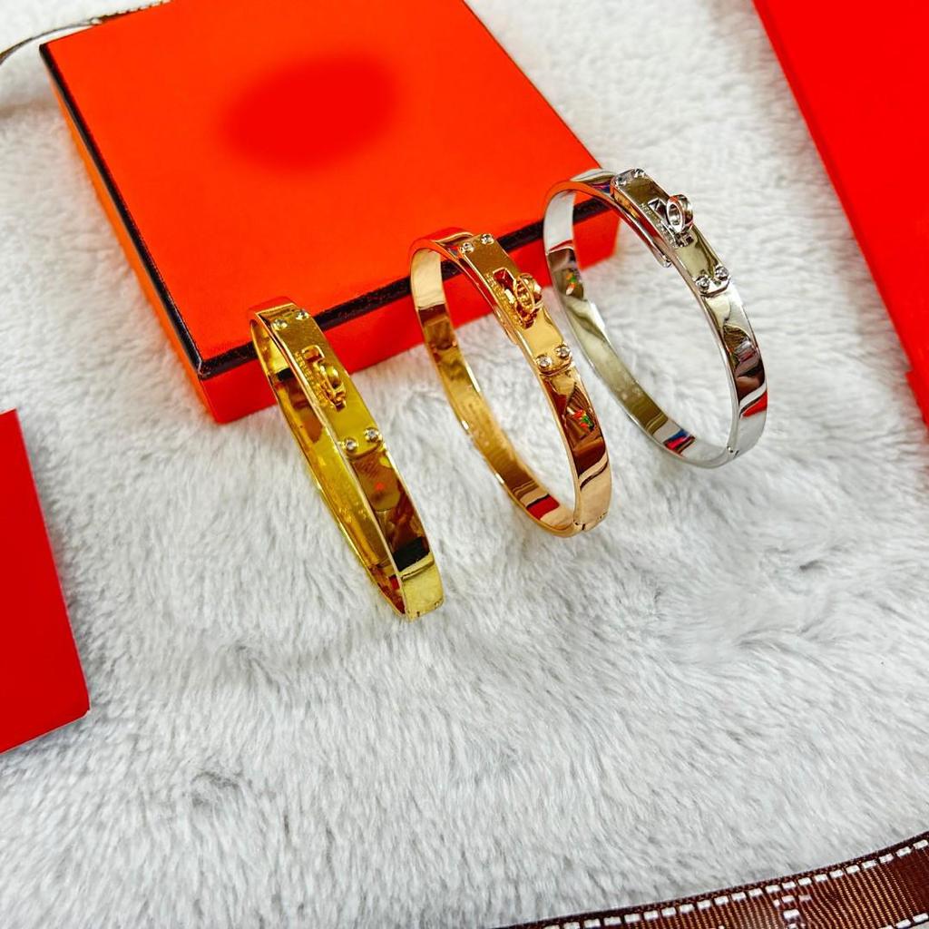 Kelly Pig Nose Full Diamond Women's Bracelet - V Gold Rose Gold, Light Luxury Fashion