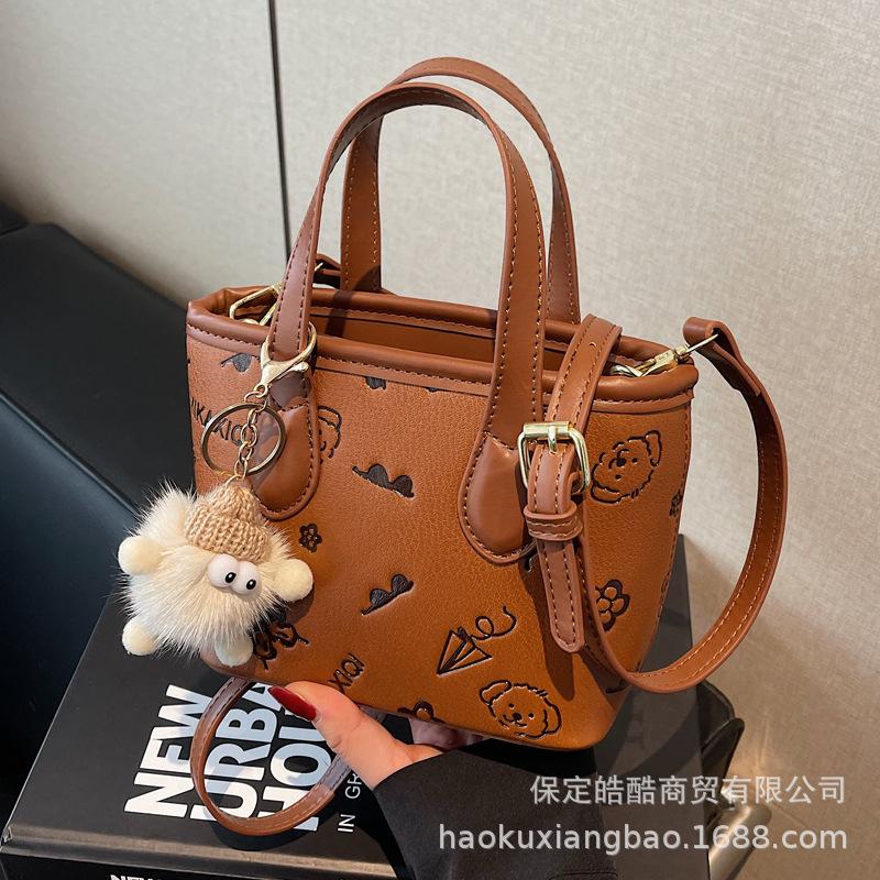 This Year's Popular Small Bag Women's 2025 New Fashion Versatile Messenger Bag Spring and Summer Portable Bucket Bag