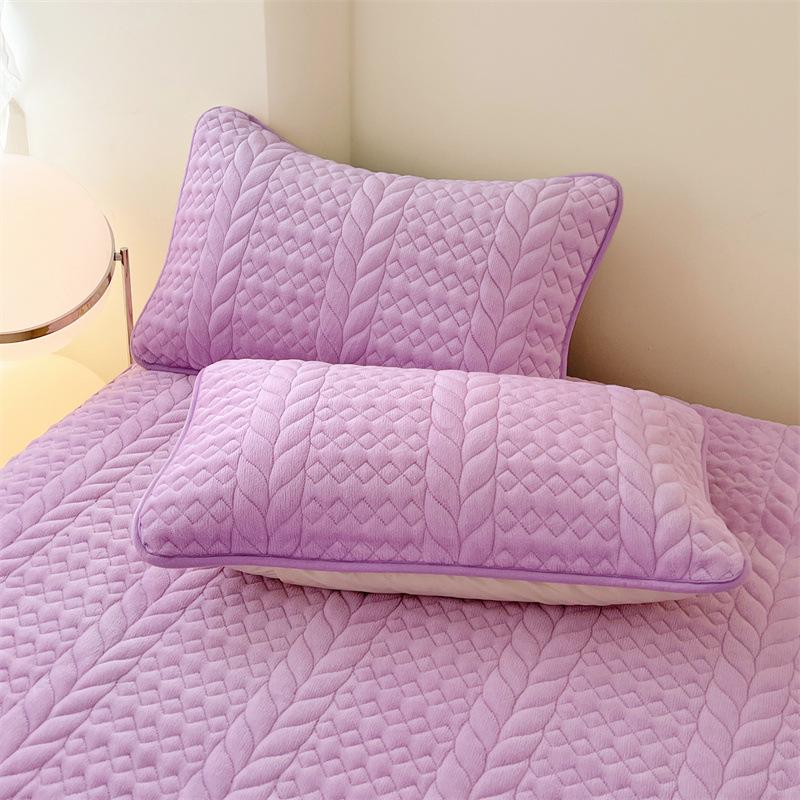 

Milk Velvet Padded Lace Pillowcase 48x74cm - Single Warm Pillowcase with Coral Velvet Liner 48x74cm Pillowcase [Single Pack]