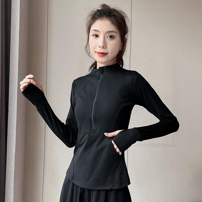 Women's 2024 Quick-Dry Sports Set: Morning Run, Hiking, Yoga, and Fitness Outfit