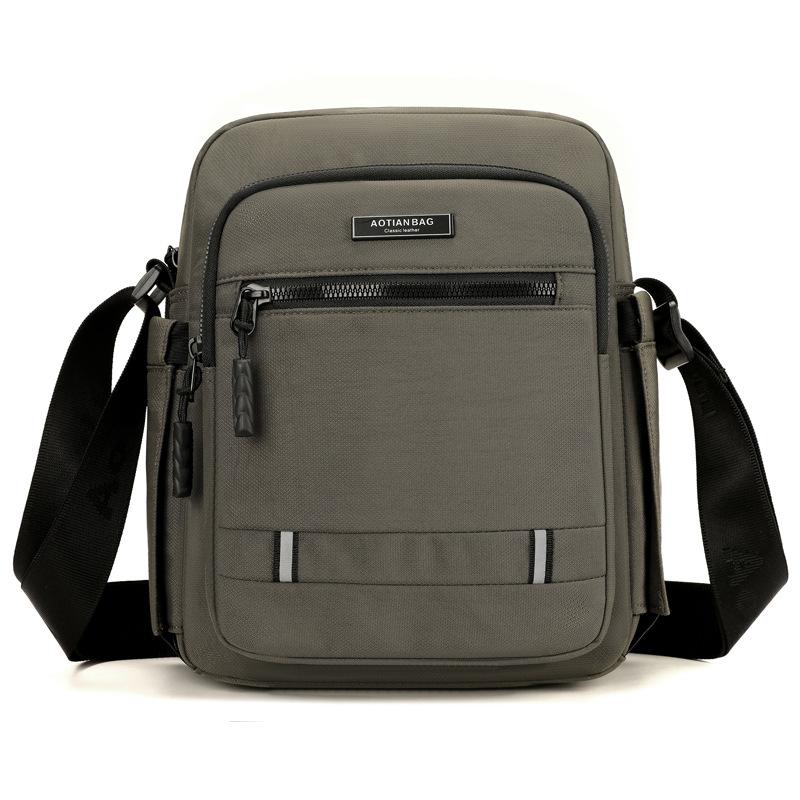 Herren Multifunktionale Outdoor Umhängetasche Mehrschichtige Crossbody Tasche