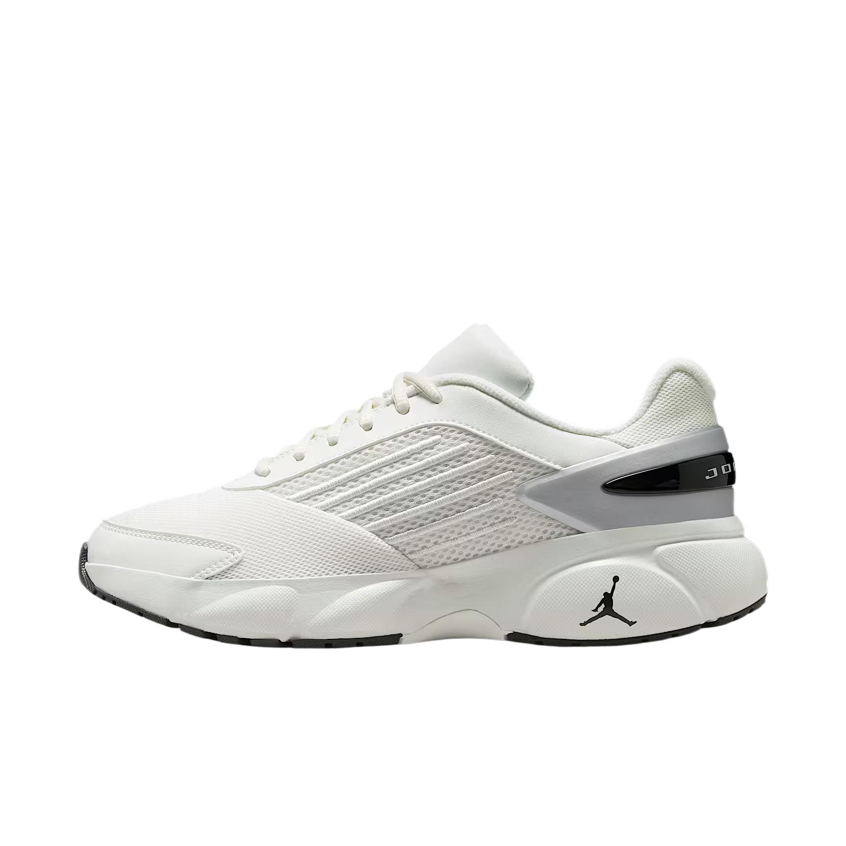 Jordan TRUNNER FLOW Casual Shoes Women s IQ0701-101 38