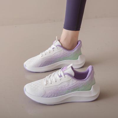 Încălțăminte pentru femei – Adidaşi