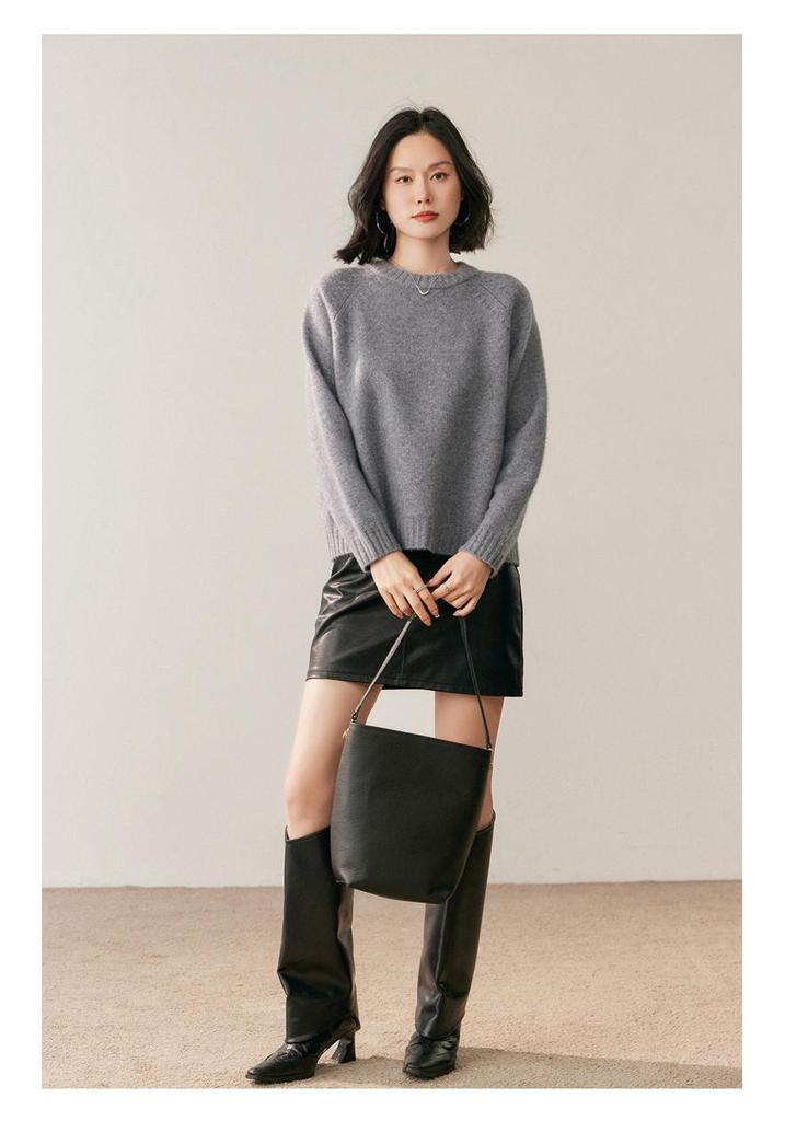 Women's Thickened Cashmere Raglan Sweater: Double-Layer, Loose Fit, Round Neck, Fashionable Knitted Base Layer, Lazy Style
