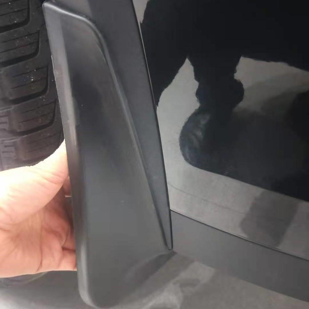 Lapače nečistot Lynk & Co 01 (2017-2025) - Měkký blatník pro pneumatiky automobilu