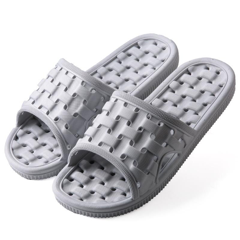 

Bathroom slippers household summer 2019 new pvc home bathroom bath quick-drying slippers men 42-43 (suitable for feet 41-42) світло-сірий колір