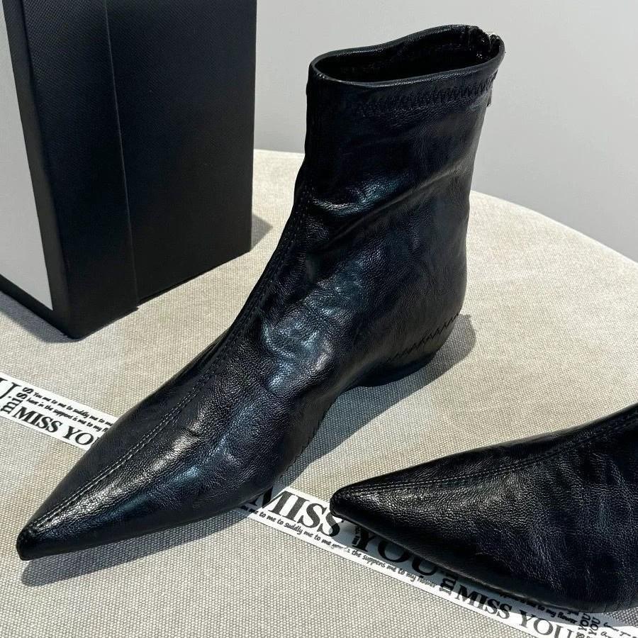 Design boots brown fashion pointed thin simple short boots increase the height of small European and American retro leather boots