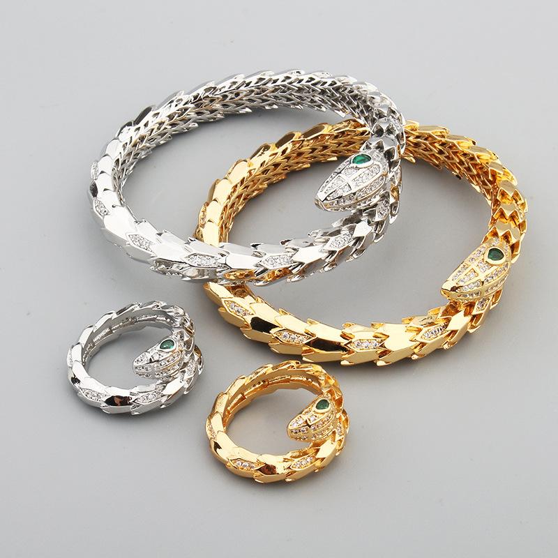 2025 Gold-plated Zircon Snake Bracelet Bare Body Diamond Spring Snake Scale Snake Bone Women's Hand Jewelry