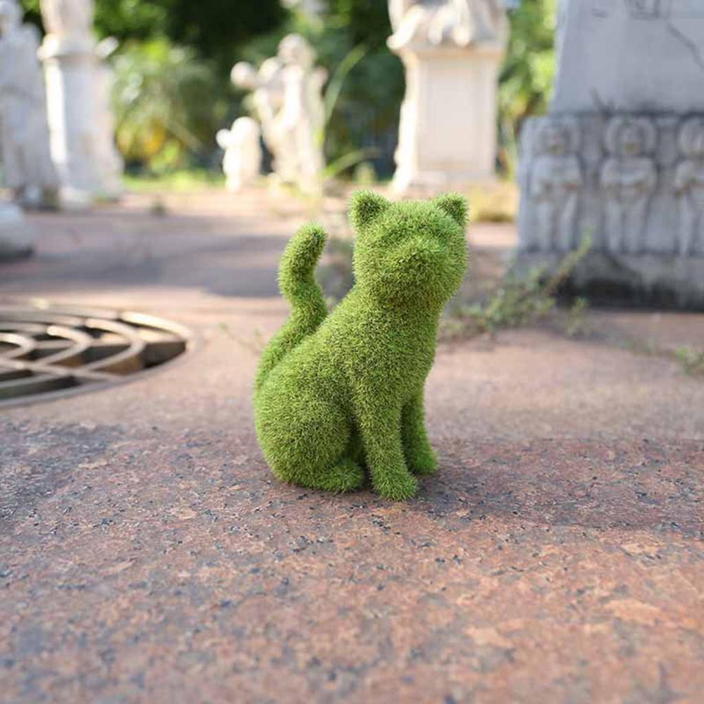 Flocked Animal Statue European Style Handcrafted Resin Simulation Moss Flocked Figurine for Garden