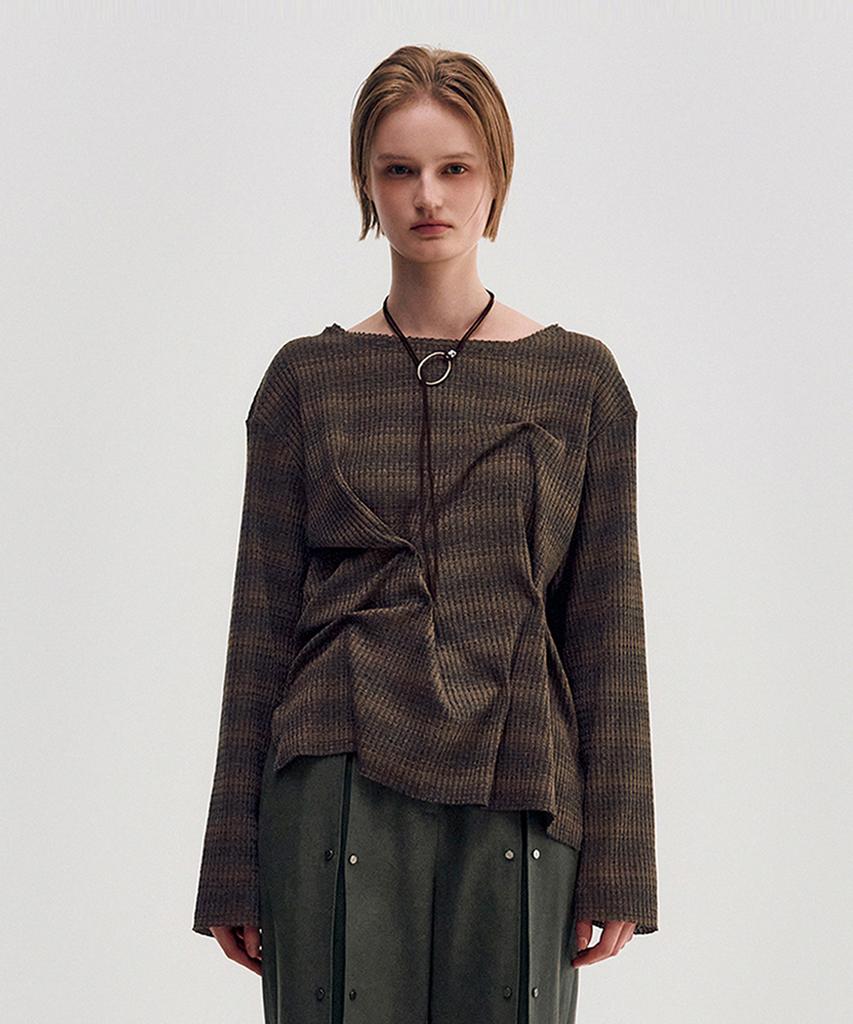 Kimjisu Dozi - Raw Edge Pinched Pullover _ Brown