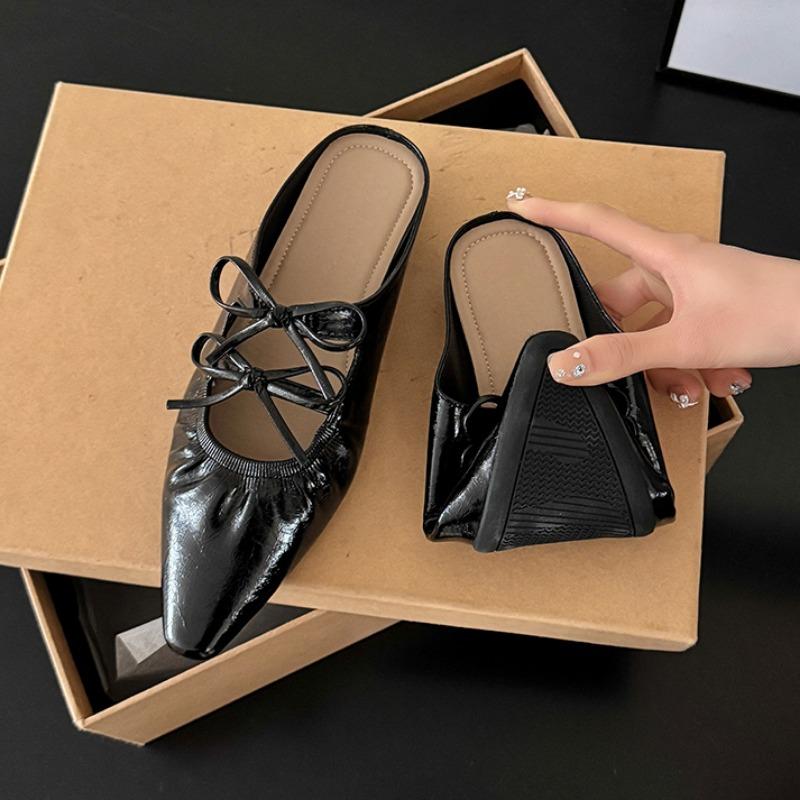 Fashion Low heel slippers summer new square head shallow mouth fold butterfly knot soft sole anti-slip wear-resistant baotou shoes