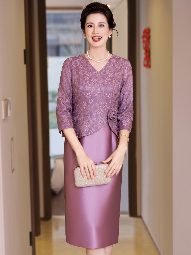 2025 Autumn Elegant V-neck Slimming Purple Lace Dress for Young Moms
