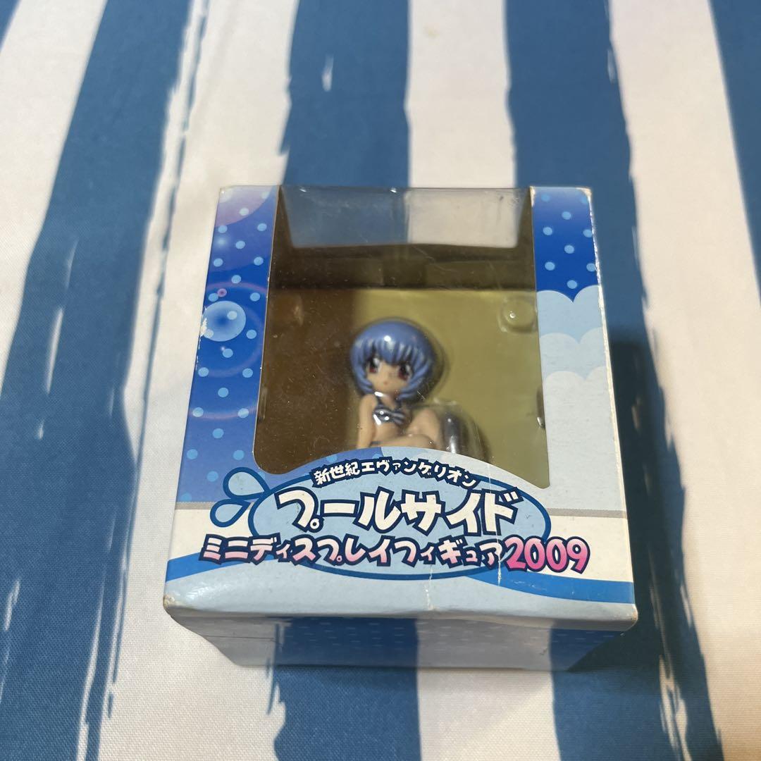 

[USED] Evangelion Rei Mini Display Figure 2009