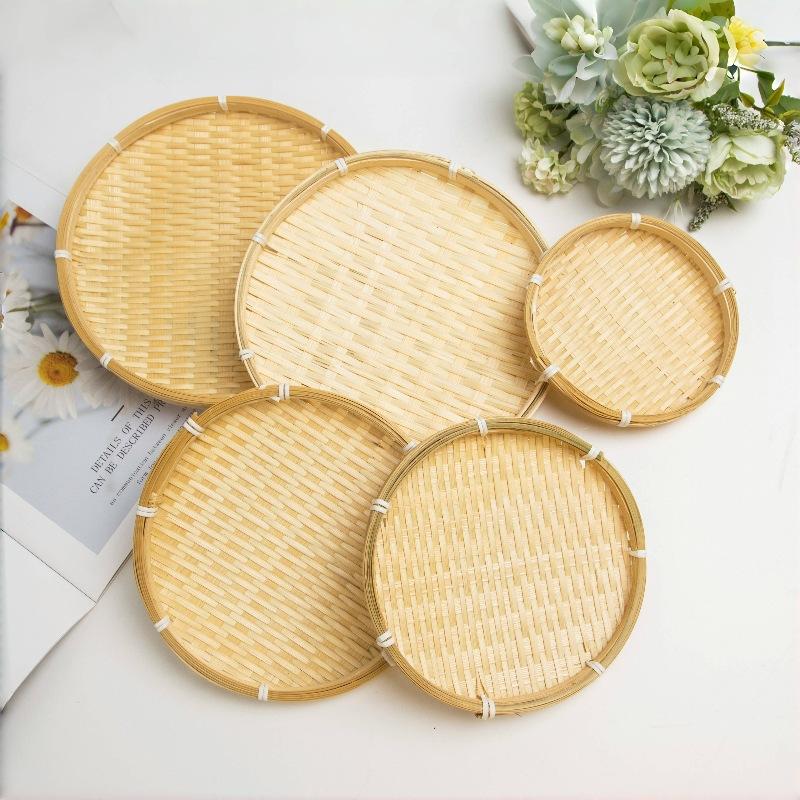 Hand-Woven Natural Bamboo Trays And Winnowing Baskets Are Suitable For Storing And Holding Food And For Home Decoration