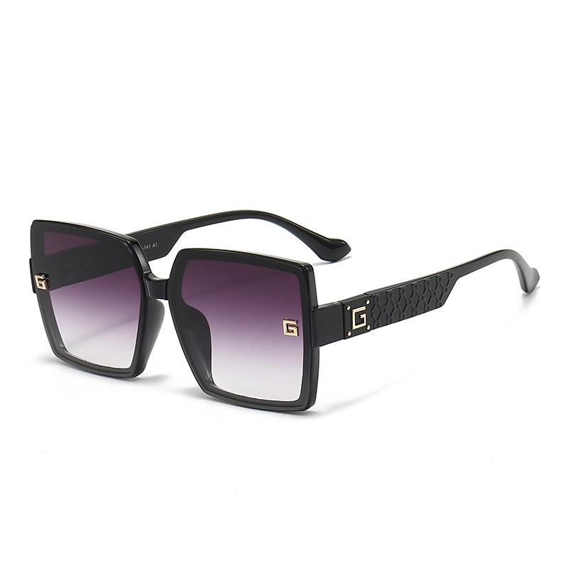 New Trend Box Sunglasses Men's and Women's Premium Personality UV Protection Fashion Sunglasses Spot
