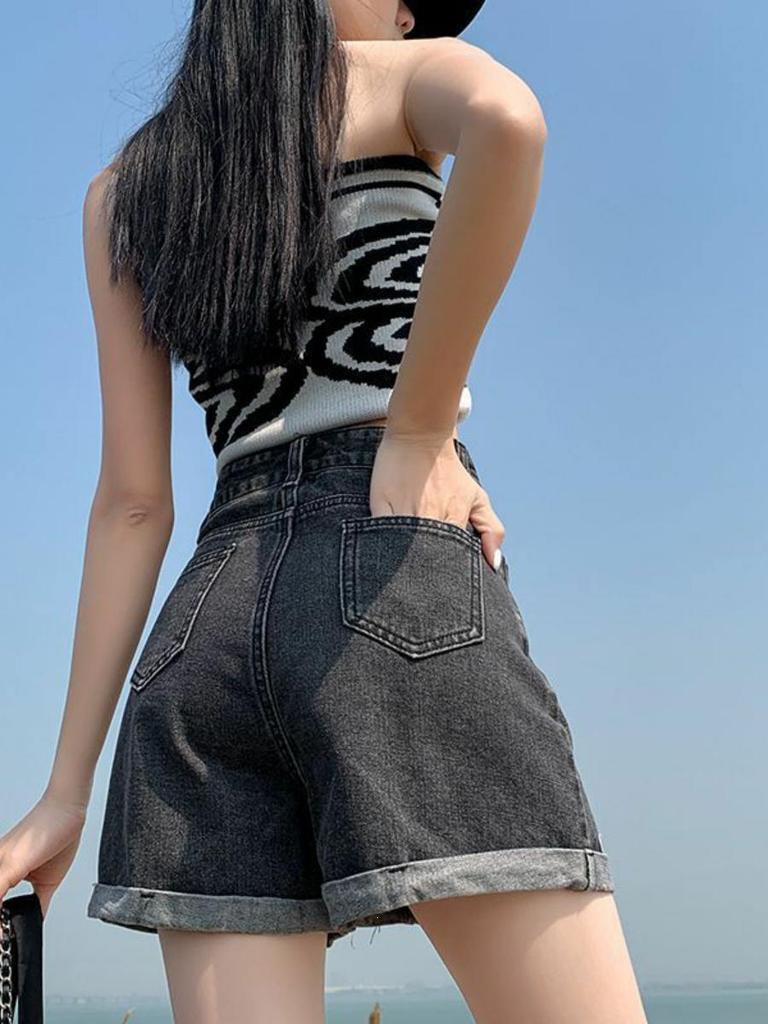 2026 Korean Style Gradient High-Waisted Loose Denim Shorts for Women