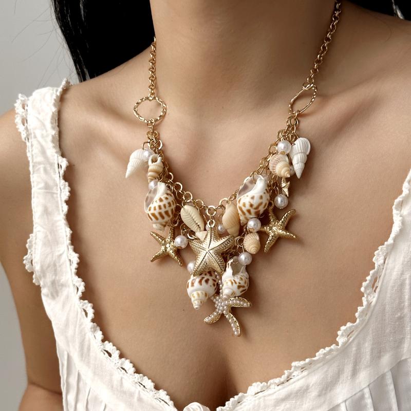 Bohemian Handmade Braided Beaded Seashell Starfish Pendant Clavicle Chain Necklace Women Beach Vacation Jewelry Accessories