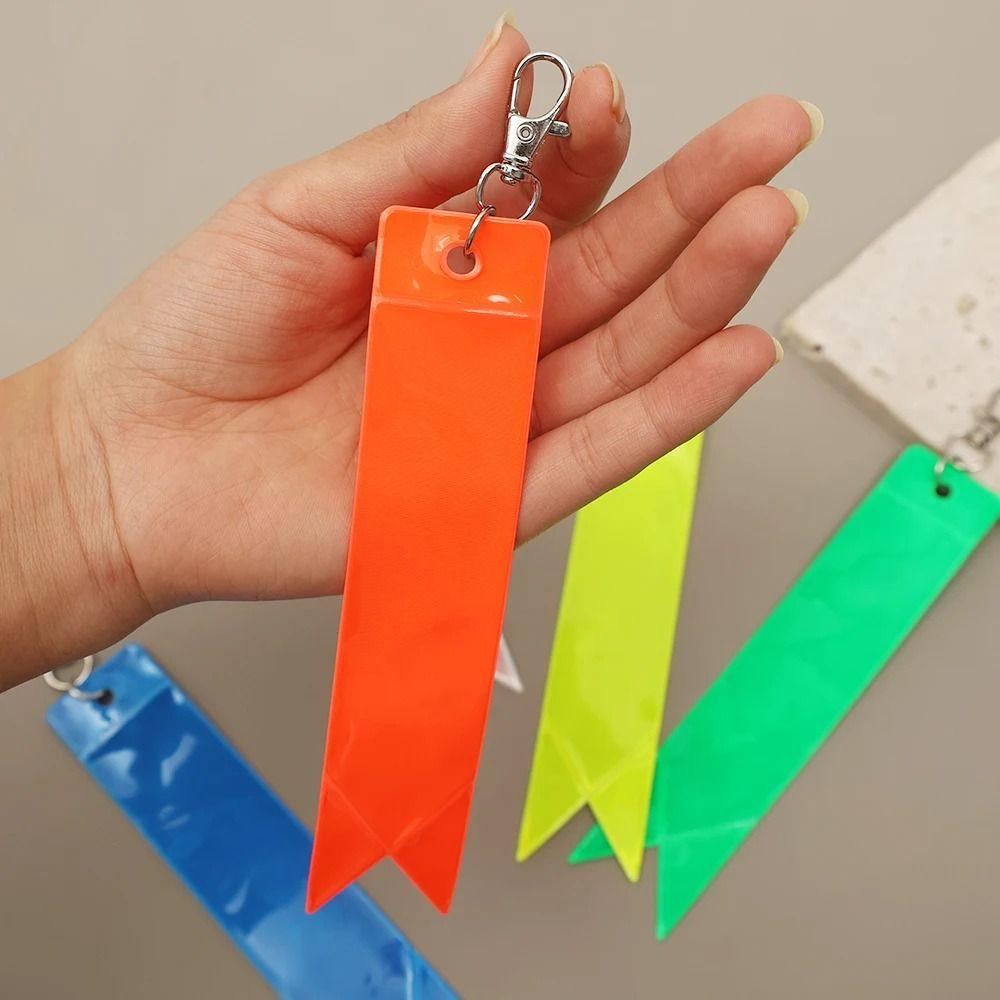 10Pcs High Visibility Reflective Strips Waterproof Backpack Pendant DIY Car Keyrings  Camping