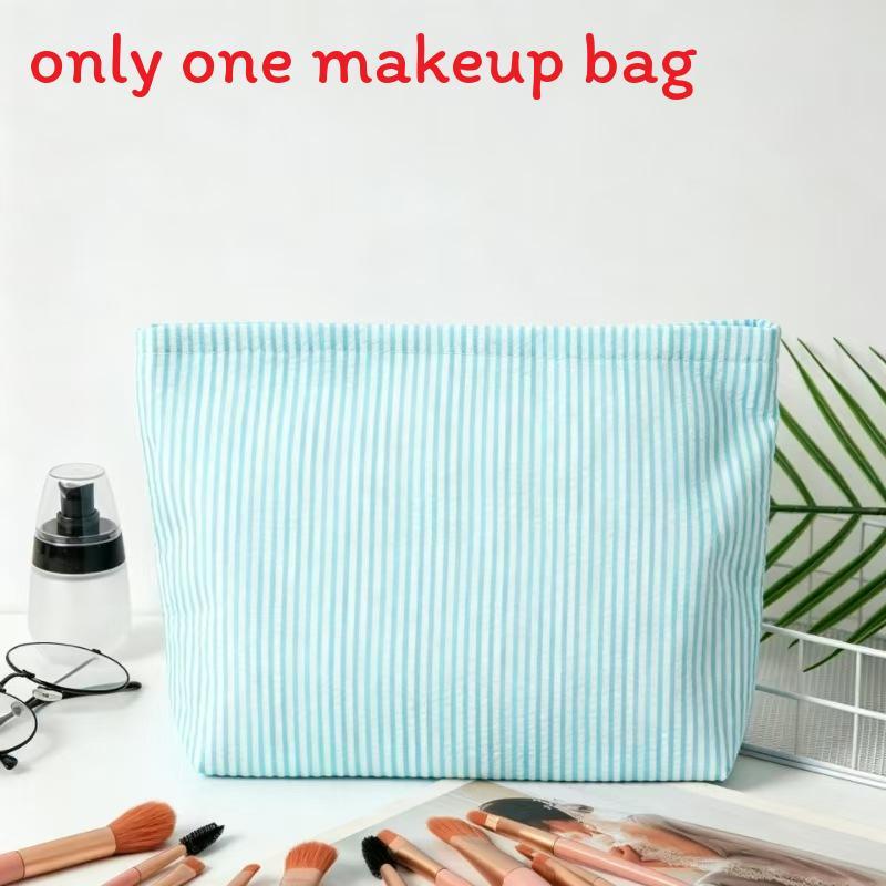 Modern Striped Polyester Toiletry Bag With Breathable Design For Travel And Daily Use
