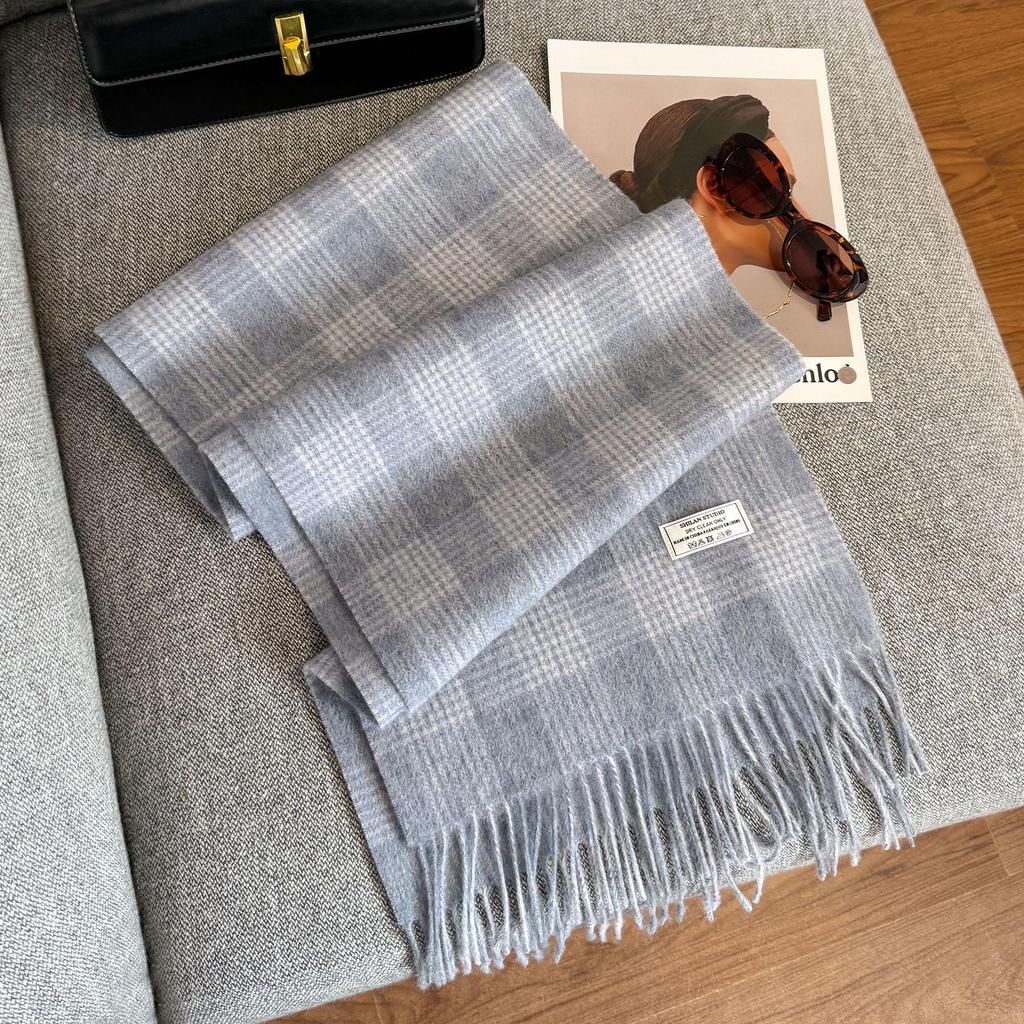 2025 Unisex 100% Wool Scarf: Versatile and Warm for Autumn & Winter