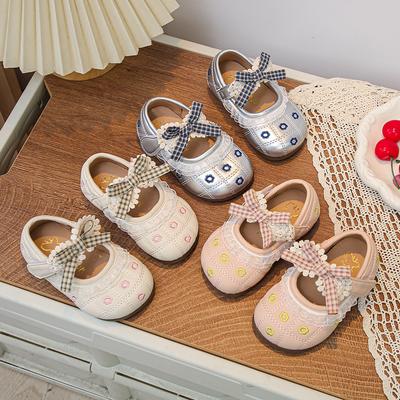 2026Frühlingsstil süße bestickte Blumen-Prinzessinnenschuhe für Baby-Mädchen 1-3Süßes kleines Kleinkind mit einer Schleife