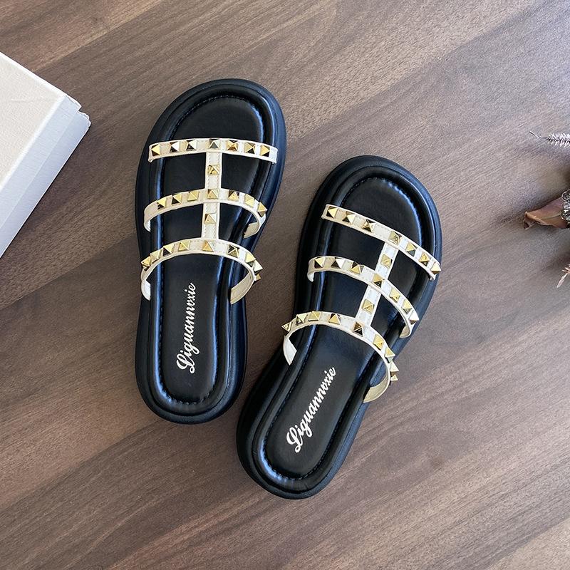 2025 rivet flat-bottomed cool slippers women's lazy slippers women's soft-soled simple thin straps one-word open-toed women's shoes