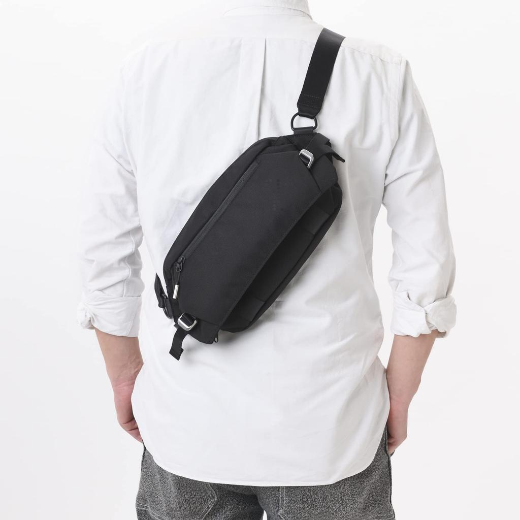 Expandable Sling Bag for 8.0-inch Tablets, "CROSSLING-CBCross Ring, Lightweight & Durable Type," Water-Repellent, No. 68021