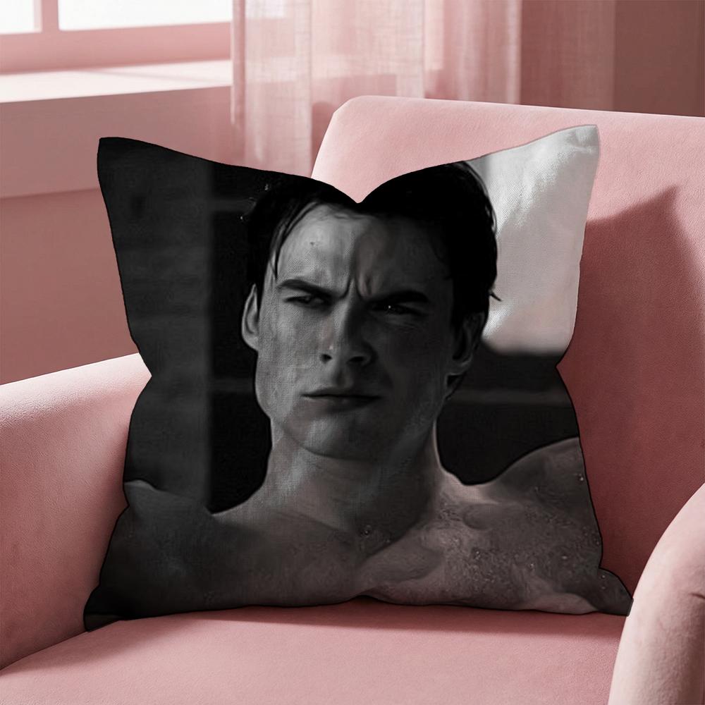 Federa Cuscino Damon Salvatore Copricuscino Multi-Scena per Casa e Auto - Reversibile, Morbida e Resistente per l'Uso Quotidiano