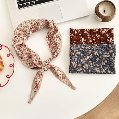Wind Spring and Summer Cotton and Linen Waist Triangle Scarf Small Scarf Headband Retro Floral Hair Scarf