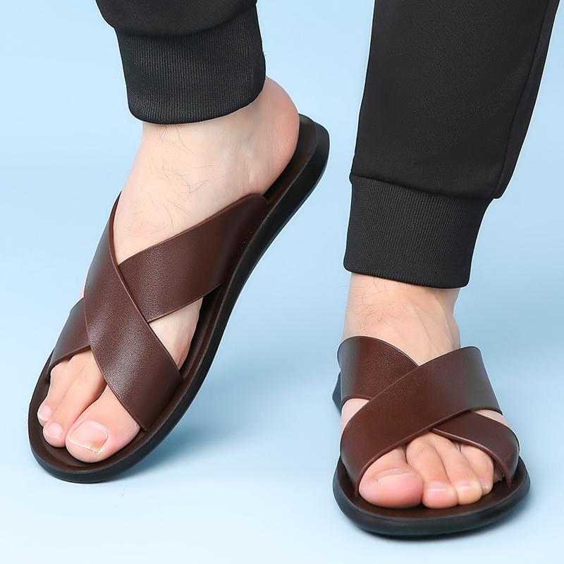 Non-Slip Male Flip-flops New Outdoor Walking Sandals Summer Men's Slippers Leisure Men Leather Slides All-match Travel Half Drag