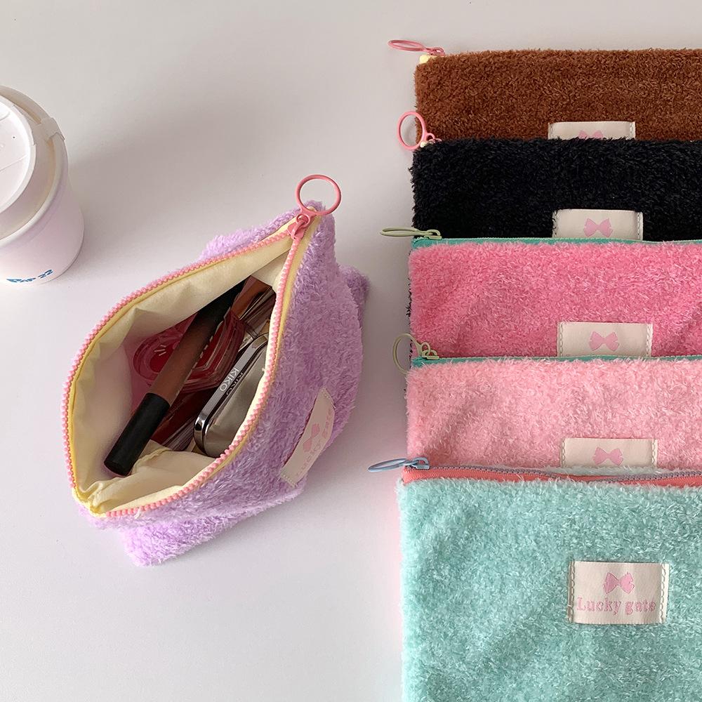 New Ins Plush Envelope Makeup Bag Student Toiletry Bag Skincare Organizer Girl Headphone Data Cable Pouch Travel Cosmetics Bags
