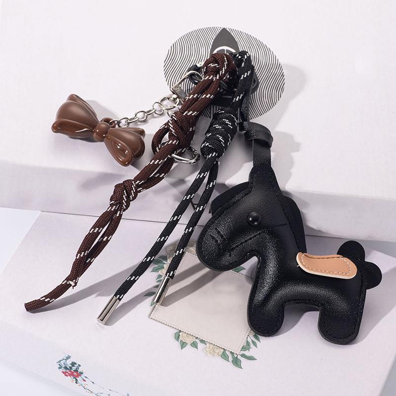 

Braided Rope Bag Pendant High-grade Keychain Pendant Pony Pendant Suitable For Phone Bag Accessories чорний