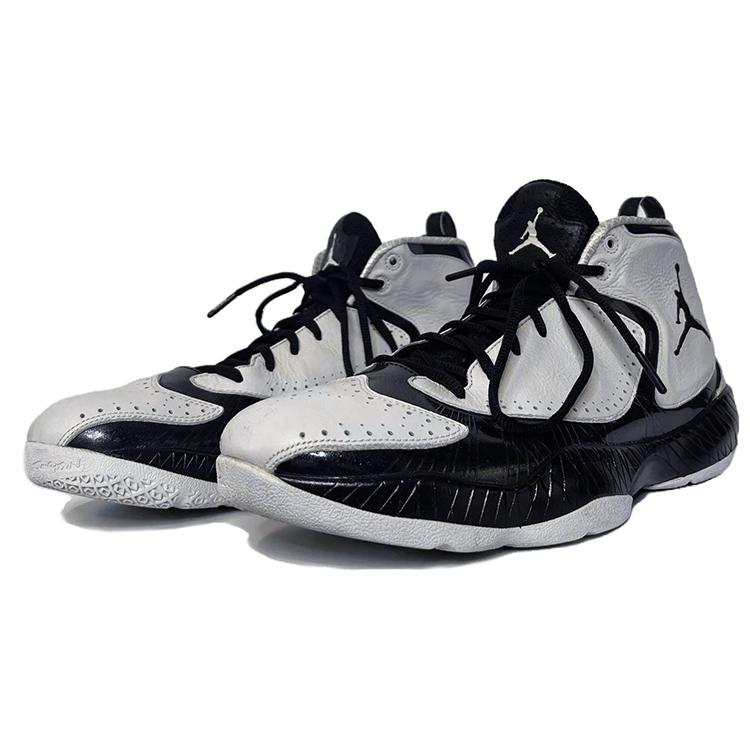 Jordan 2012 White Black 508318-180