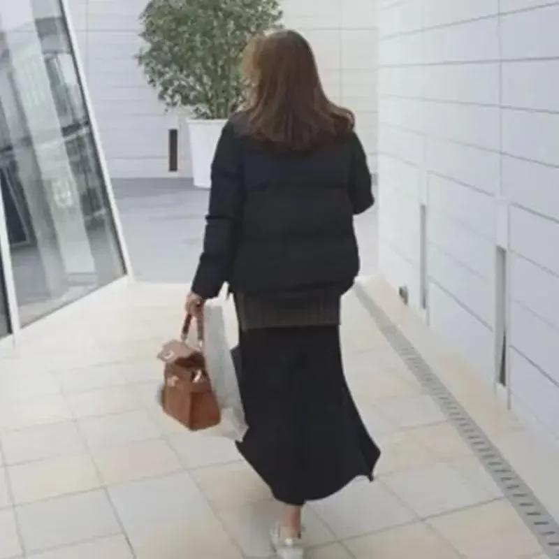 Unregelmäßige mehrlagige Rockhose für Damen Herbst/Winter 2023 – Nischendesign, große Größe, falscher zweiteiliger Stil.