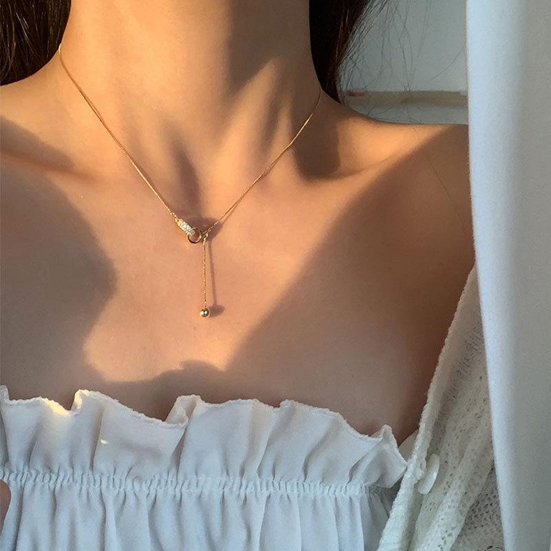 Kulatý korálek Dvojitý kroužek Dekorativní náhrdelník, Lehký luxus, Japonská a korejská móda, Třpytivý diamant, Vynikající řetízek na klíční kost