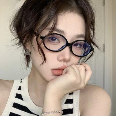 Lunettes Rétro à Monture Ovale Femmes Filles Tendance Lunettes Douces Cool Lunettes de Lecture pour Ordinateur Anti Lumière Bleue