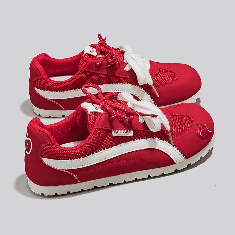 Sweet Peach Planet Retro Inner Height-increasing German Training Shoes Women's New Summer Breathable Board Shoes Versatile Thin-soled White Shoes