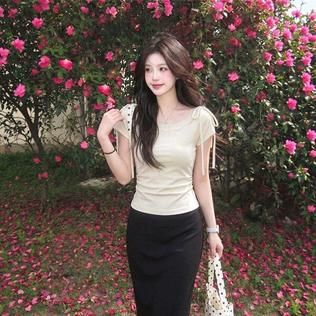 Sweet Spice Girl Lace Splicing U-Neck Short Sleeve T-Shirt Women's Summer Design Sense Pleated Waist Skinny Straps Beautiful Top