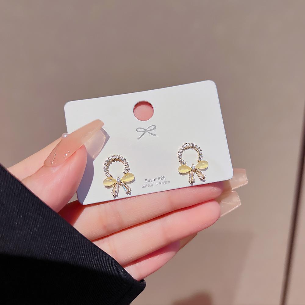 

Cat s Eye Stone Copper Butterfly Earrings - 2025 Trendy Design, High-End Luxury Studs for Women