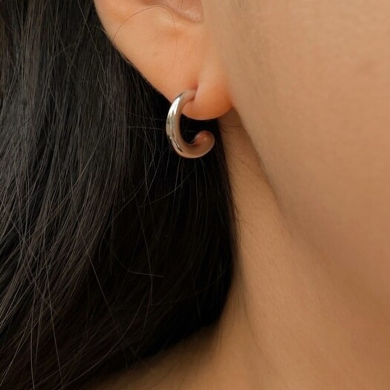 THE BORING Open Silver Earrings