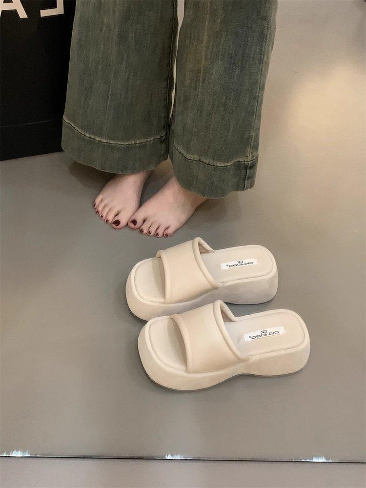Small Person Increases Height, Thick-soled Cool Slippers, Women's Shoes Wear Summer Muffin Soles, Sandals Are Versatile, and Black One-word Drag Shoe