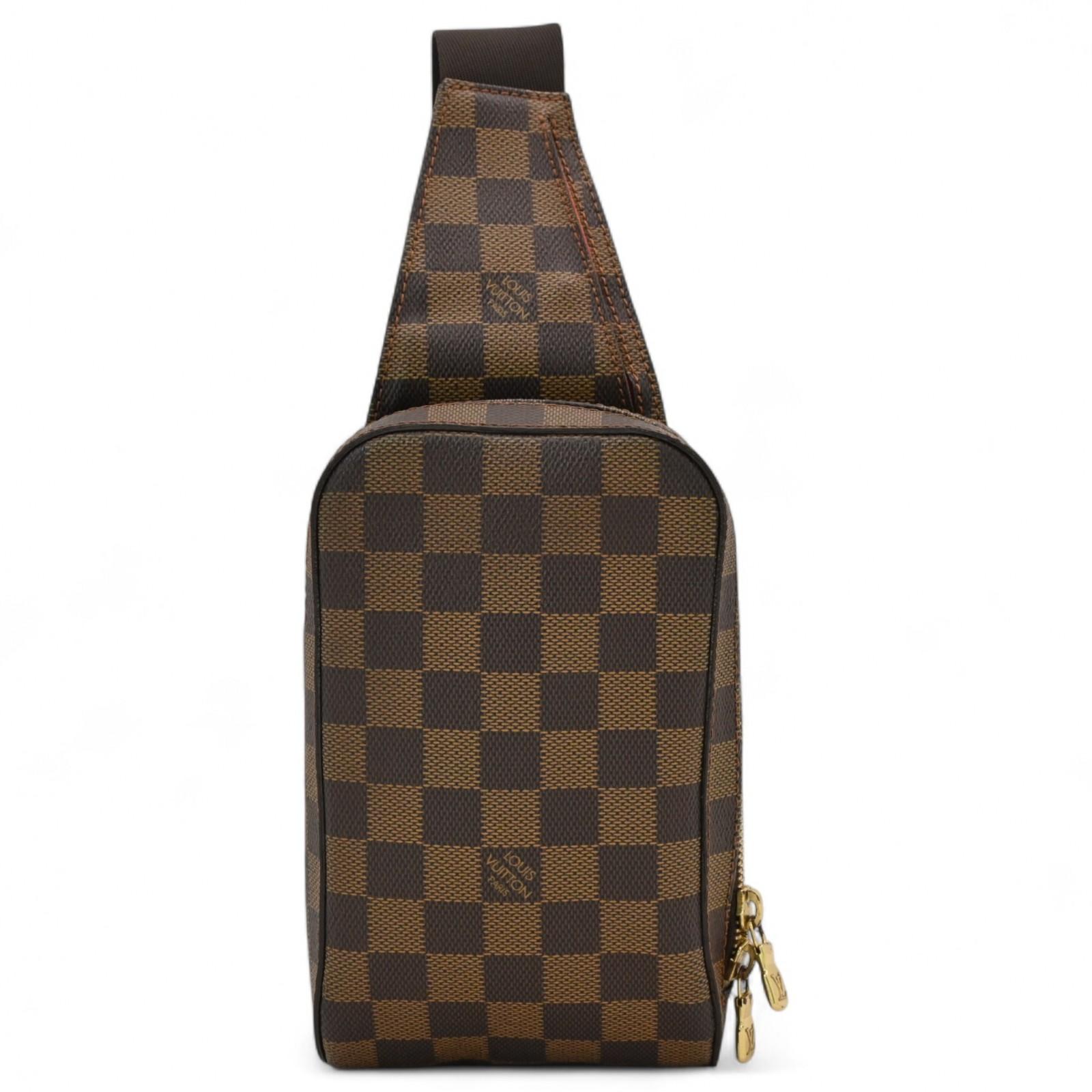 

Auth Louis Vuitton Damier Geronimos Body Bag lv6654co