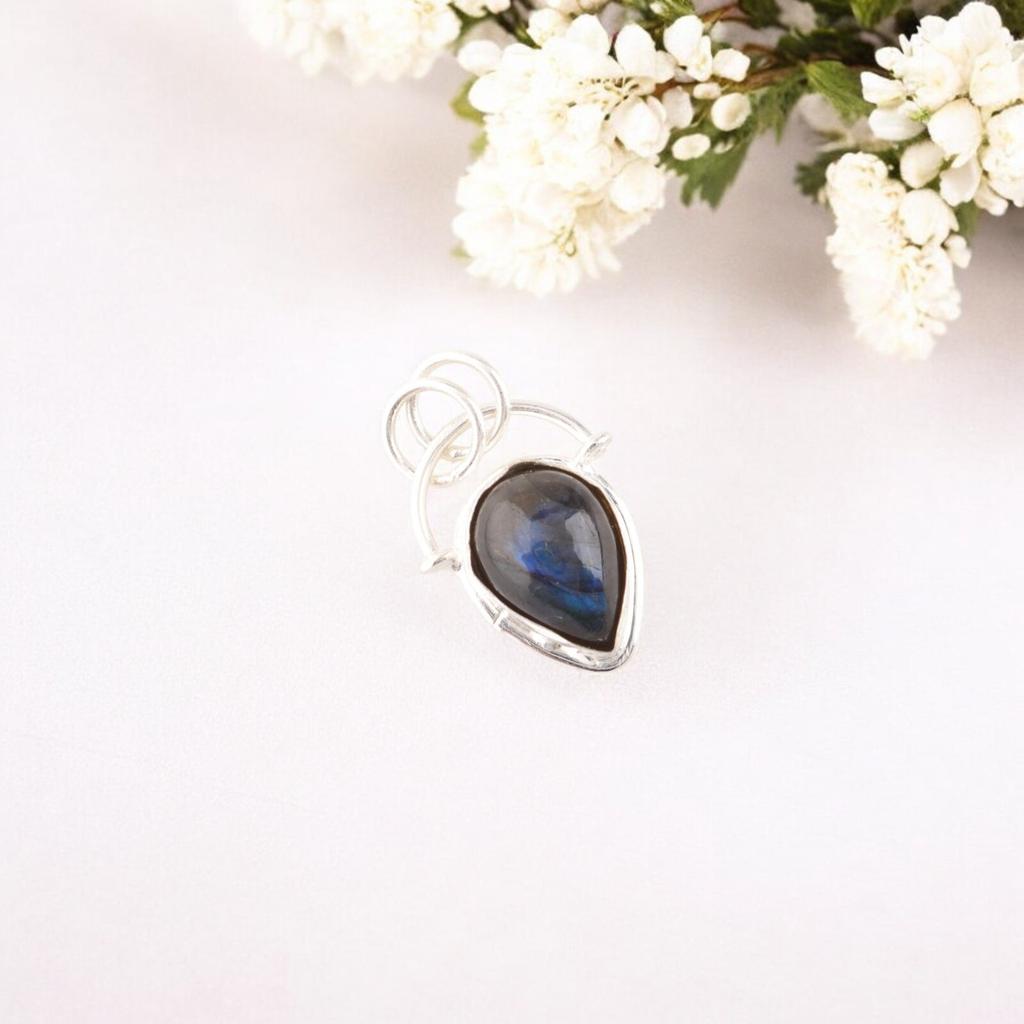 Natural Labradorite Gemstone 925 Solid Silver Jewelry Handmade Women's Pendant PP-56-31