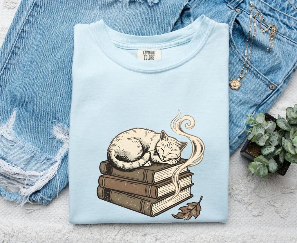 Napping CaMens Kids T Shirt Cat Reading Gift Women Retro Tee Kitten Mens Kids T Shirt Cat Fan Vintage Tshirt Book Graphic Sketch Piled Books Tshirt