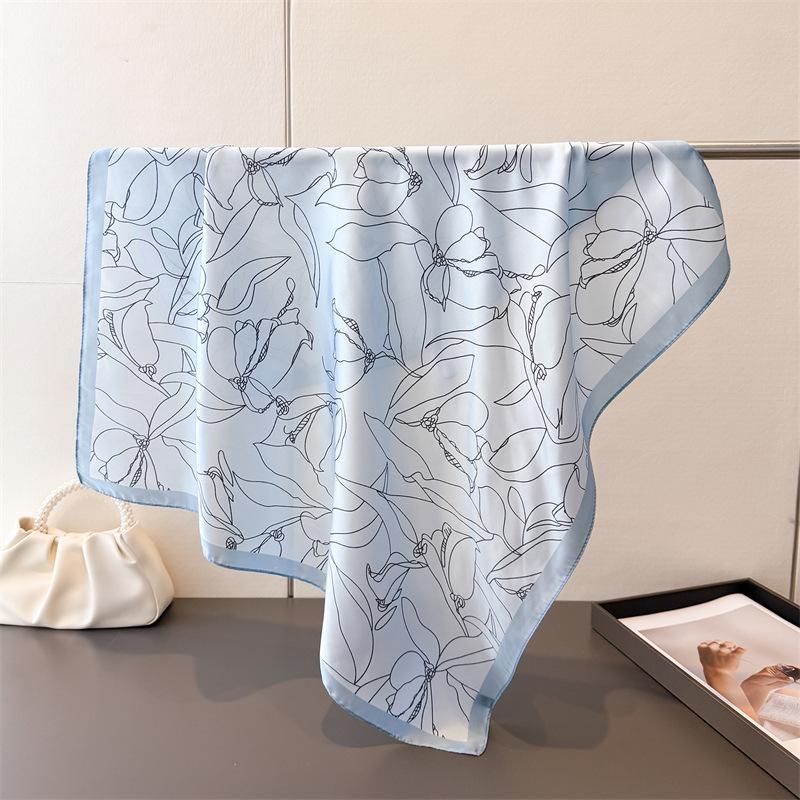 Luxury Simple Designer 70cm Square Scarves Women's Silk Scarf Spring and Summer Bandana Small Hairbands Foulard Shawl