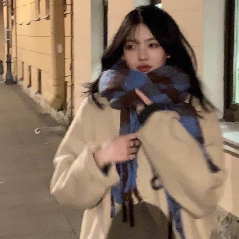Yu Shuxin girls winter shawl advanced sense of warmth thickened scarf versatile blue plaid scarf
