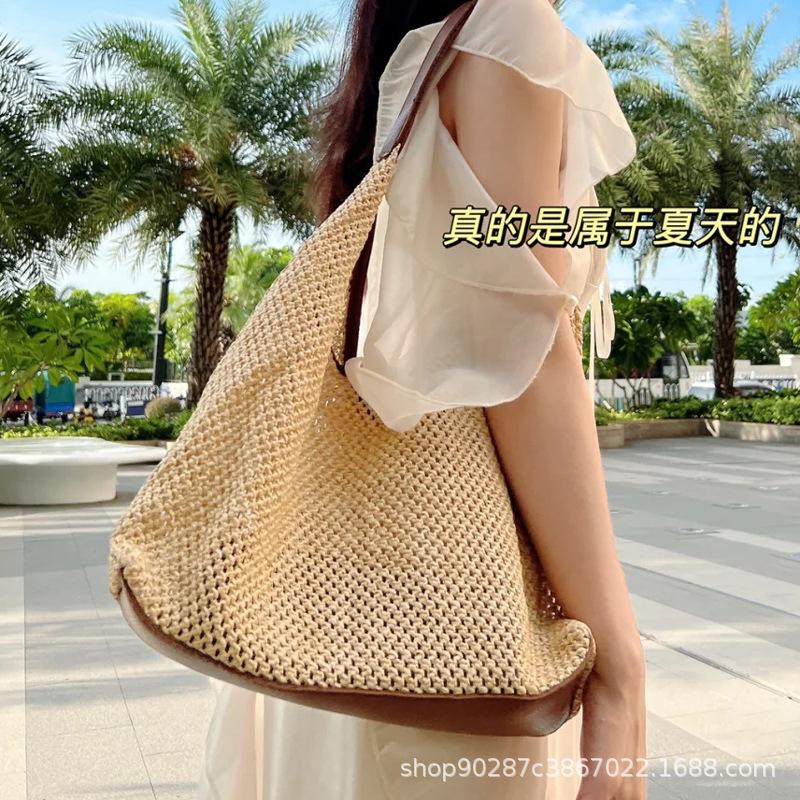 Portable Messenger Woven Bag Women's Summer Tide Seaside Portable Shoulder Bag Large Capacity Straw Woven Storage Light